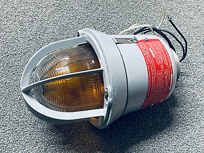 #ad Cooper Crouse Hinds EXDSO301A 24 28 Explosionproof Beacon Light 24 28 VDC $2495.50