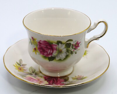 #ad Vintage Queen Anne quot;Rosequot; Tea Cup amp; Saucer * Fine Bone China * Ships Free $17.50