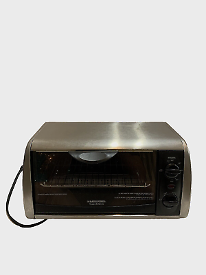 Black and Decker Toaster Oven TRO5050 Pre Owned $60.00