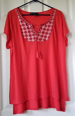 #ad FRENCH LAUNDRY Women#x27;s Red Orange Embroidered Short Sleeve Hi Low Top Size 1X $11.95