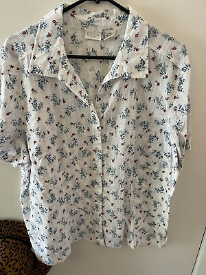 #ad Erica Woman Button Down Shirt Size 1X floral print $5.00