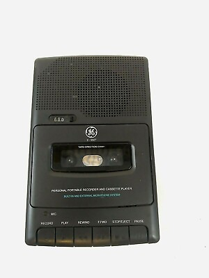 #ad GE Battery Operated Cassette Recorder and Player 3 5027 Great Condition Retro $39.00