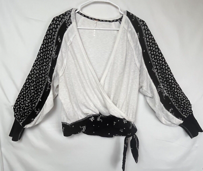 #ad Free People Womens Small Black and White Wrap Top Long Sleeves Knit $18.24