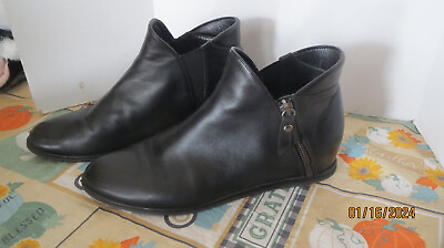 #ad Women#x27;s Stuart Weitzman Black Leather Ankle Boots US Size 7.5 M made in Spain $75.00