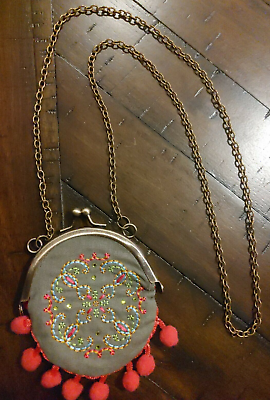 #ad Anthropologie Small Bag Coin Purse Chain Kisslock Embroidered Green Pink NEW $34.00