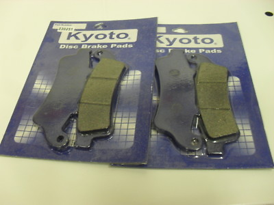 #ad Brake Disc Pads Front Kyoto For Honda GL 1800 Gold Wing 2001 2009 GBP 13.90
