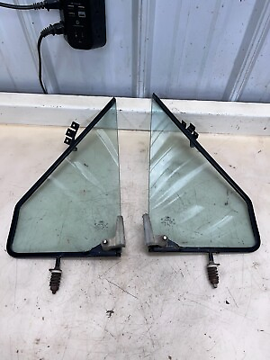 #ad 92 96 Vent Wing Windows Pair Left amp; Right Ford F150 F250 F350 Bronco Nice Shape $180.45