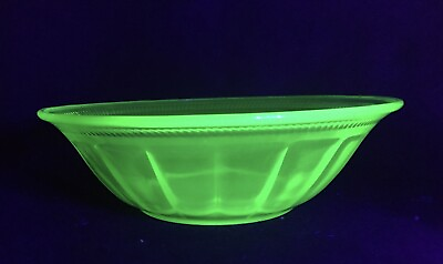 #ad Vintage Vaseline Glass Serving Bowl Federal Glass Green Colonial Fluted Rope $55.00