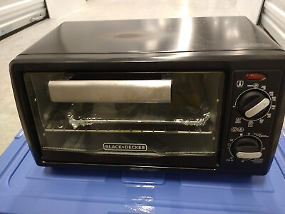 BLACK AND DECKER TOASTER OVEN. $18.00